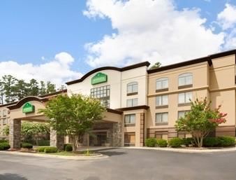 Отель Wingate By Wyndham Raleigh Durham / Airport Экстерьер фото